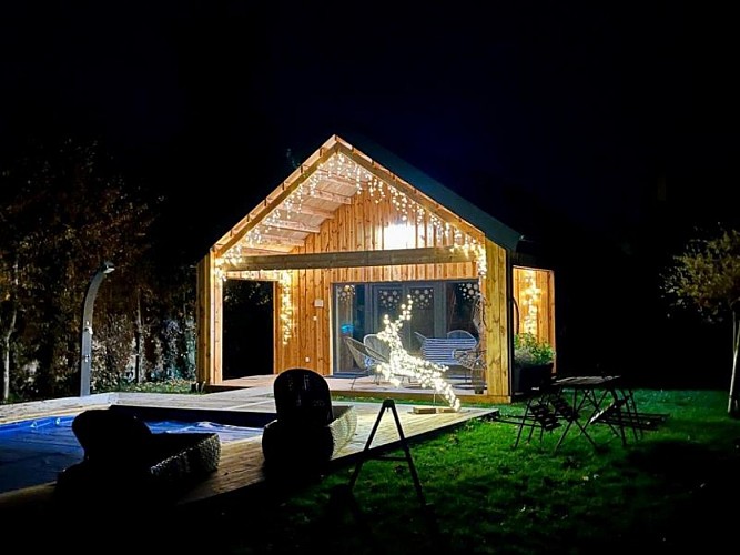 Gîtes de France® - Le Cottage des Hauts Poiriers - Piscine & Spa