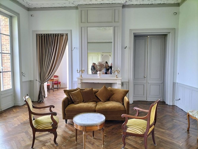 WhatsApp Image 2024-04-05 at 10.33.57