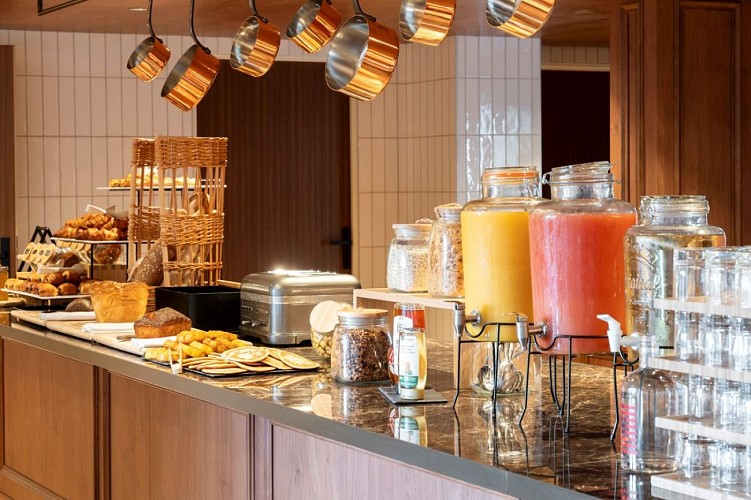 MERCURE CHAMP DE MARS PT DEJ