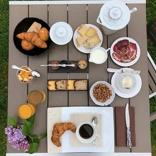 MAISON CAILLET - HOTEL - VALMONT