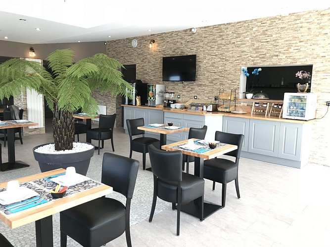 Criel-sur-Mer-Hotel-les-Galets-Espace-petit-dejeuner-Les-galets-2019
