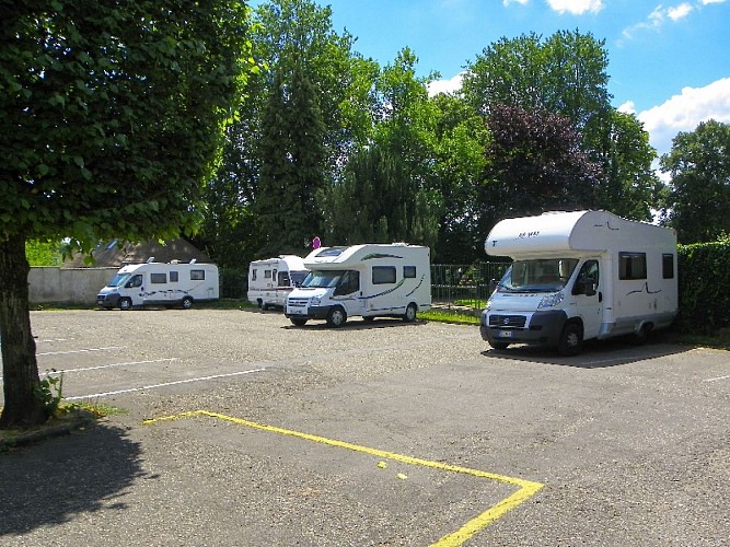 Aire de stationnement et de service de Gournay-en-Bray