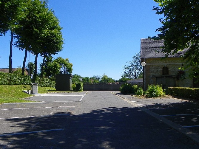 Aire de stationnement et de service de Saint-Nicolas-de-la-Taille