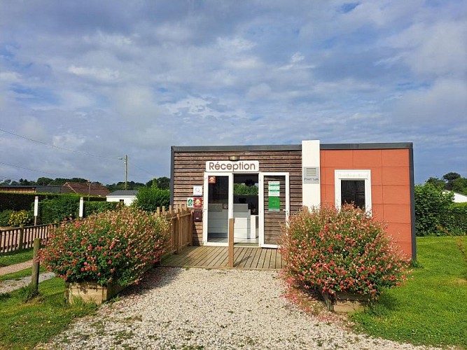 CAMPING LES POMMIERS - SAINT-LEONARD - ANNEE 2025