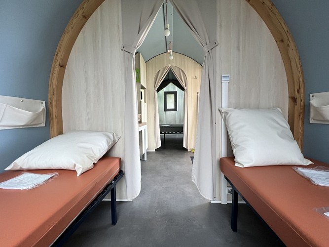 camping-barre-y-va-villequier-cocosweet-chambre-twin
