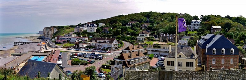 Aire de stationnement à proximité du Camping Les Mouettes
