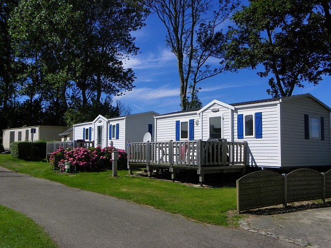 Aire de stationnement et de service du Camping Le Mesnil