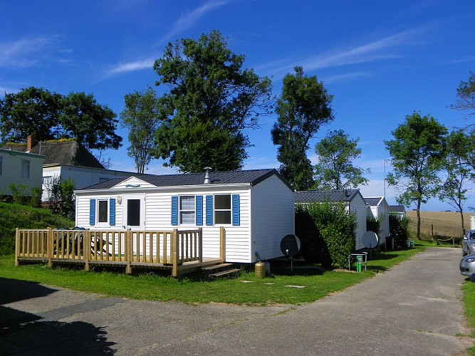 Aire de stationnement et de service du Camping Le Mesnil