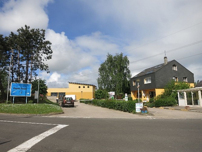 Aire de stationnement et de service du Flower Camping Vitamin'