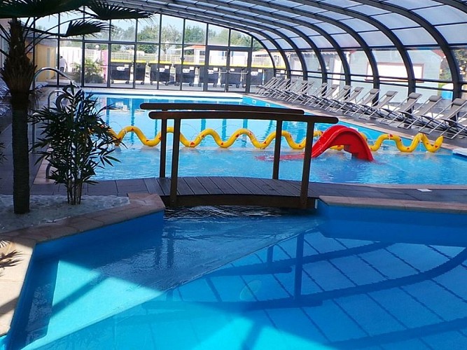 Aire de stationnement et de service du Flower Camping Vitamin'