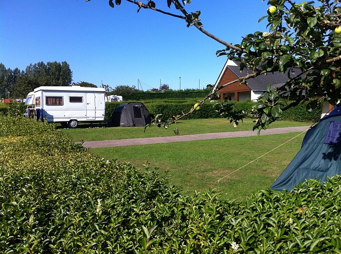 Aire de stationnement et de service du Camping Etennemare