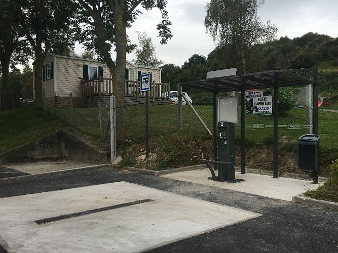 Aire de Services devant le Camping du Mont Joli-Bois à Criel-sur-Mer