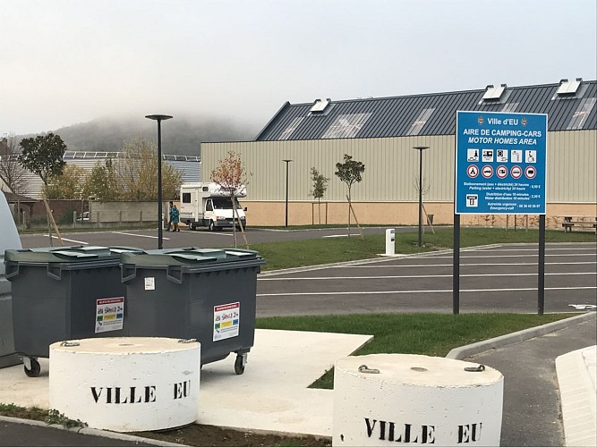 Eu-Aire-de-Camping-cars-C-RODIER-2019