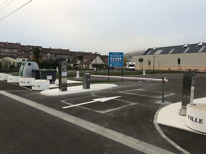 Eu-Aire-de-Camping-cars-Entree-2019-C-RODIER