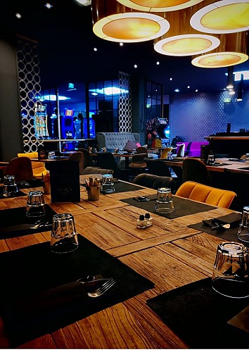 Blanc Photographique élégant Post Instagram (21 x 29.7 cm) - 1