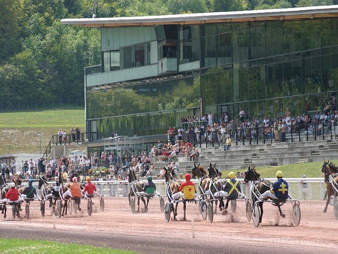 Hippodrome de Mauquenchy