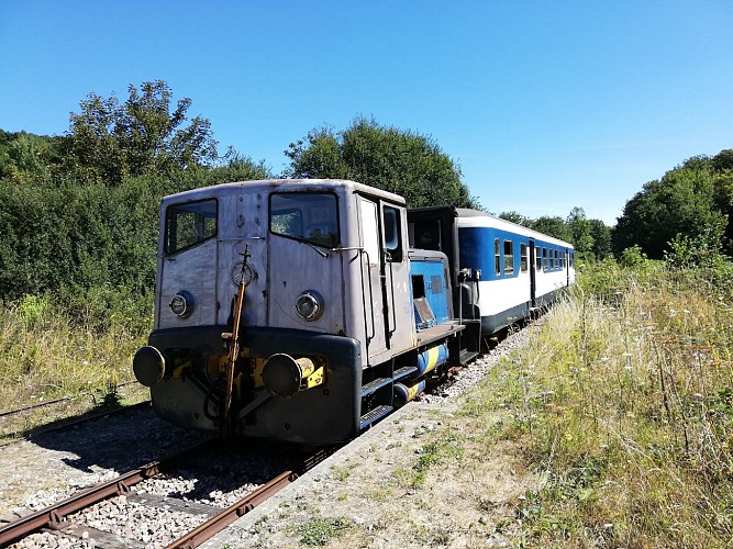 VÉLO-RAILS ET TRAIN TOURISTIQUE ETRETAT PAYS DE CAUX - LES LOGES