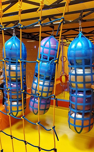 Ninja-parc - plaine-de-jeux