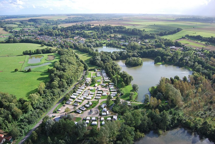 Vue-aerienne--2----Camping-de-la-Vallee---Gueures