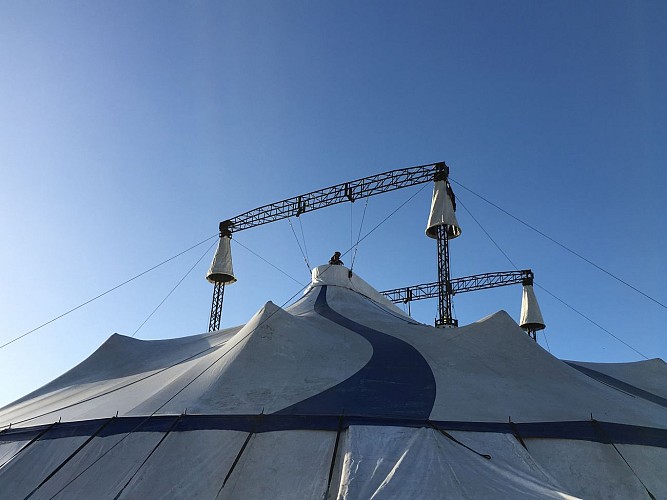 Chapiteau de l'École Nationale de Cirque de Châtellerault