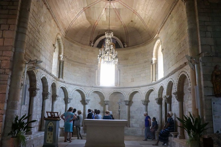 Visite-guidee-commanderie-lacommande-bearn