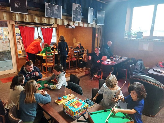 Evénement convivial au Hangar Zéro