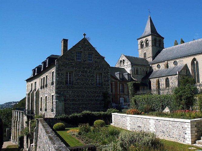 Abbaye de Graville