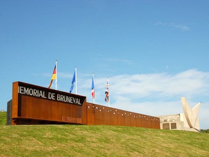 Bruneval Denkmal