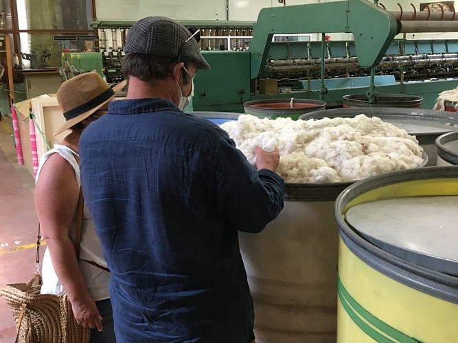 Atelier Musée du textile visiteur Bolbec Caux Seine Normandie Tourisme