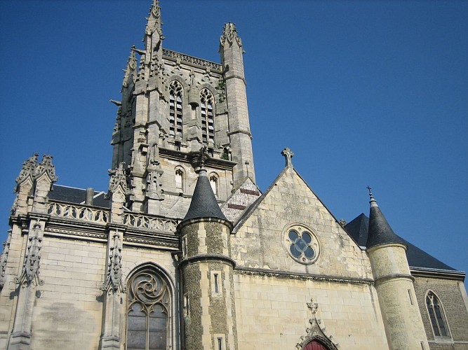 Die Kirche St. Etienne