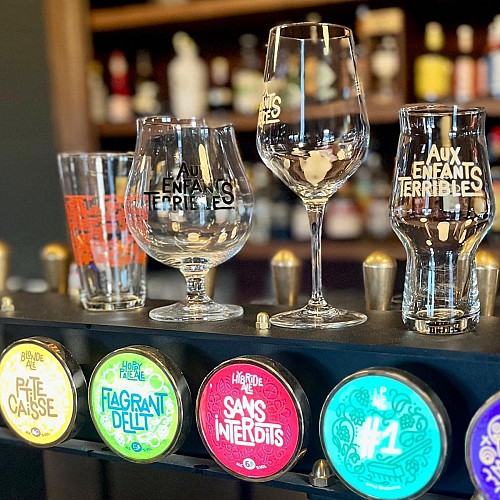 Aux Enfants Terribles