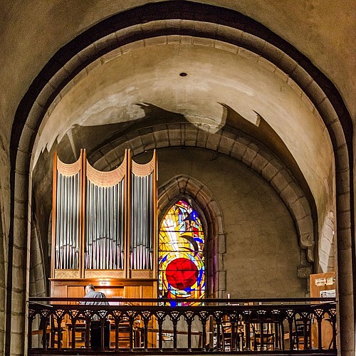 Visites  de l’orgue  de l’église  de Bort-les-Orgues_6