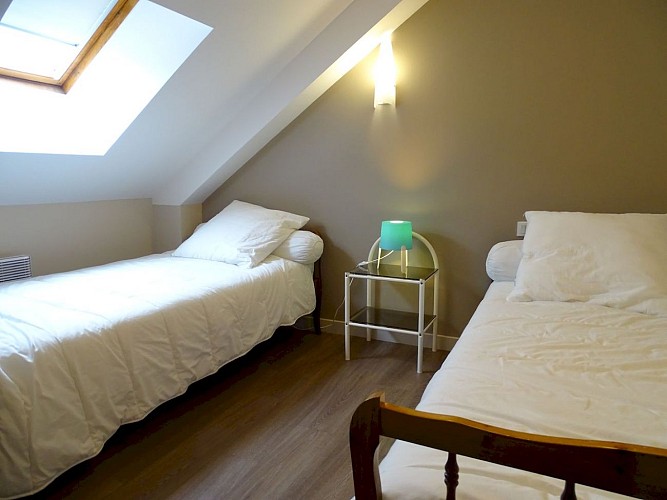 Gîte d'étape et de groupe Gîtes de France - FENIERS - 8 personnes - Réf : 23G0804