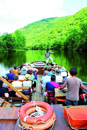 Balades en gabare sur la Dordogne à proximité d'Argentat