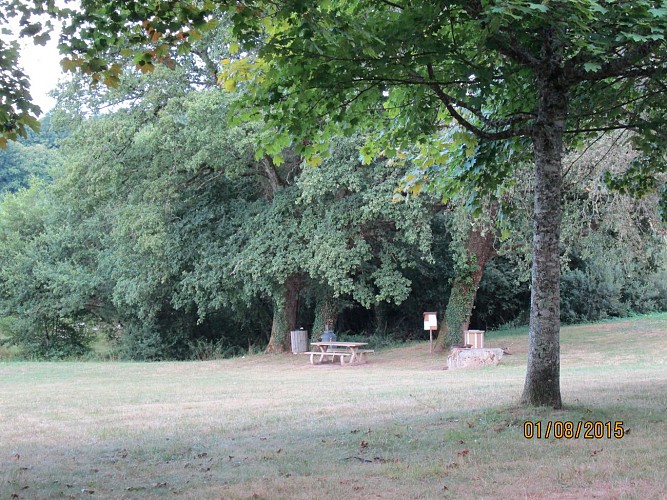 Aire de Pique Nique au Plan de la Brousse
