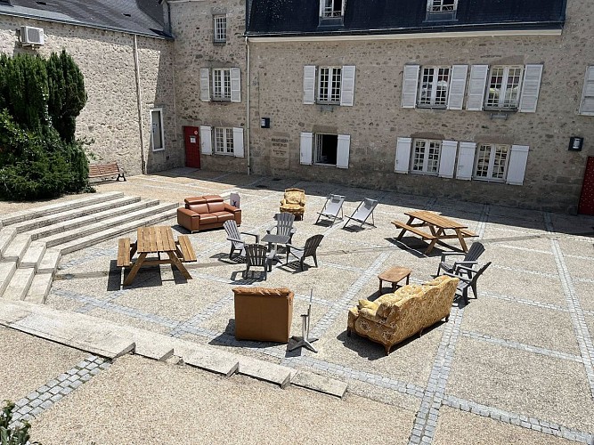 504380297_1005008345174509_5655653872901489857_n