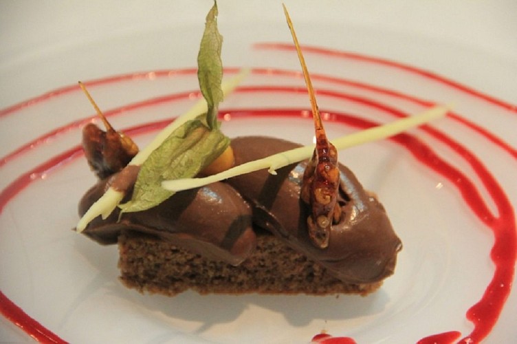 restaurant-le pressoir-st-meard-de-gurson-dessert-noix-chocolat