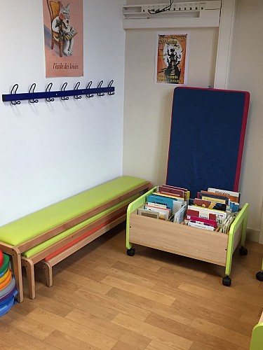 Bibliothèque de Bosmie l'Aiguille_3