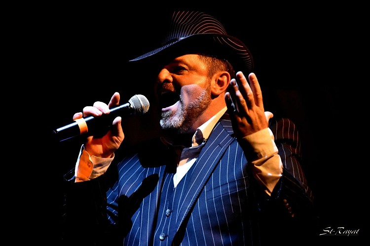 Le Cabaret Tapis Rouge