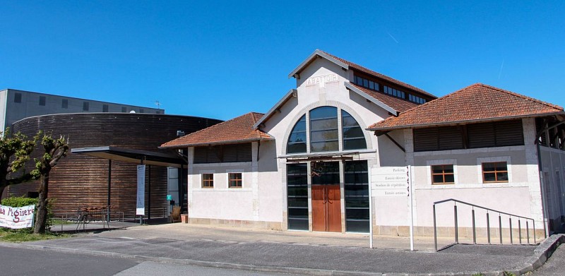 Saint-Junien Centre culturel La Mégisserie