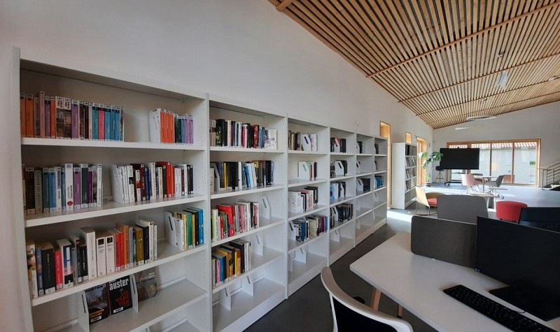 Bibliothèque Municipale de Saint-Just 3