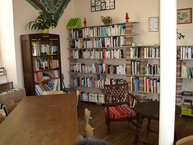 Bibliothèque L'Envol du Papillon de Saint-Yrieix-sous-Aixe