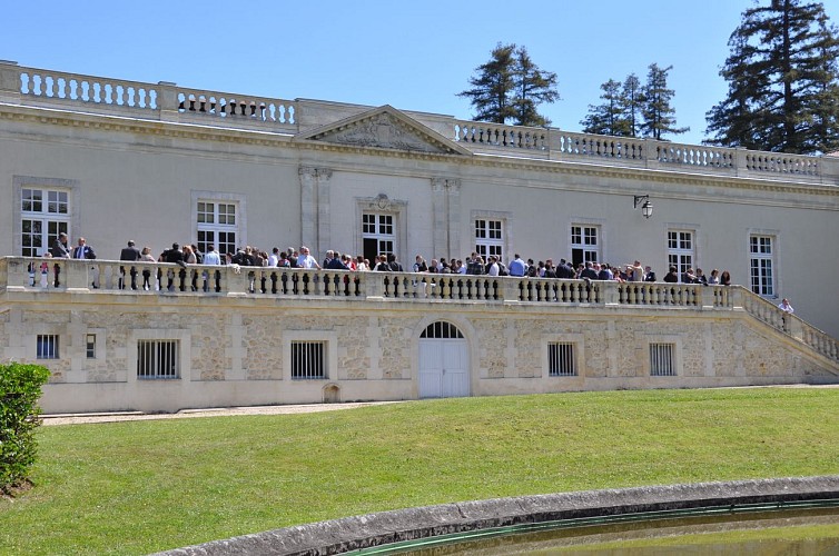chateau foule3 (1)