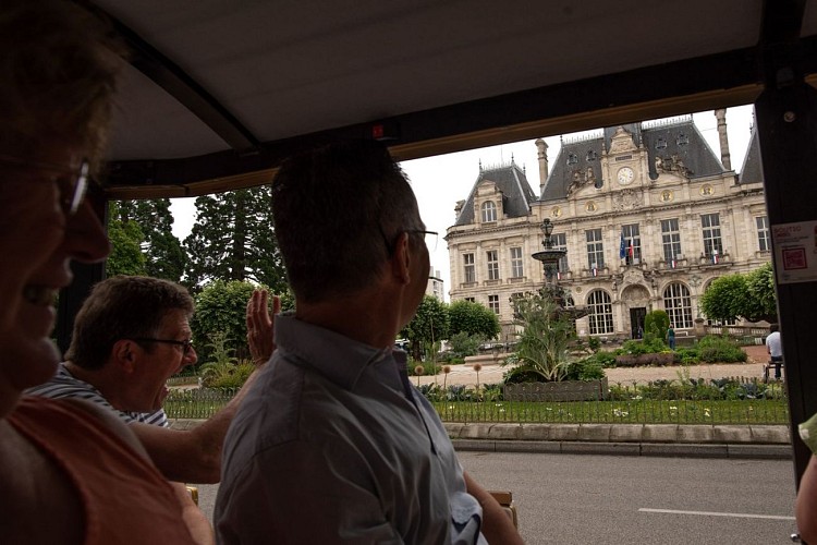 Visite-groupe- PetitTrainTouristiqueLimoges-07-2035©OTI Limoges-Hdegrandpre-21