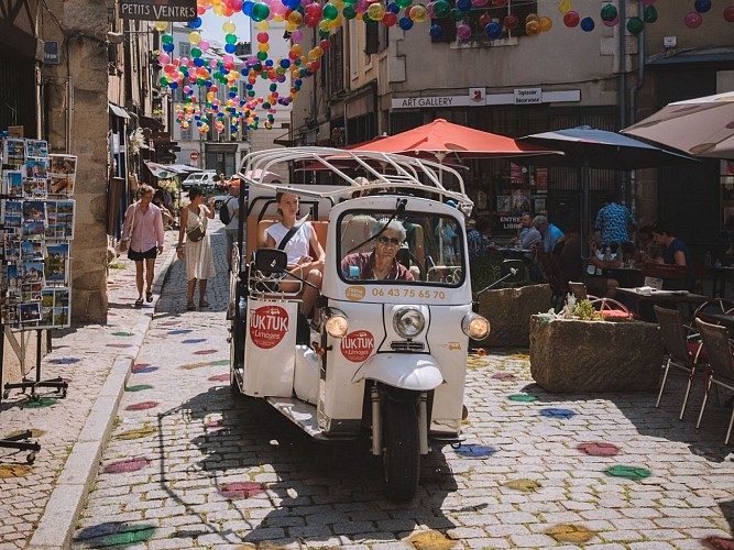 TukTuk Rue Bourcherie - 09.2029 