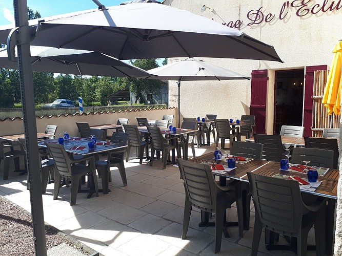 Restaurant "L'Auberge de l'écluse"