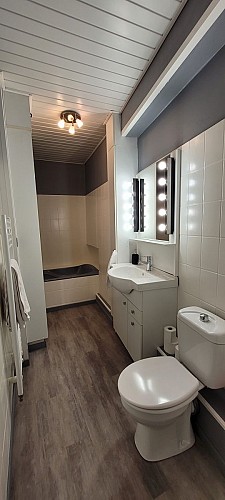 Salle de bain rez de chaussée