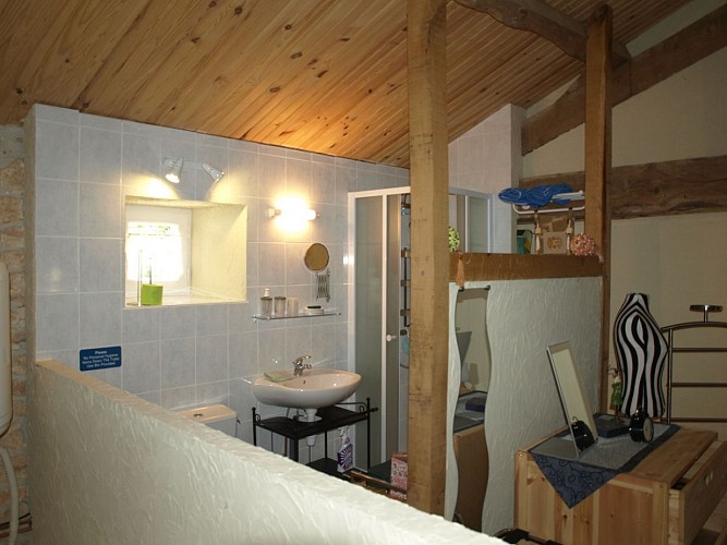 Le Bois de l'église "The Stables"