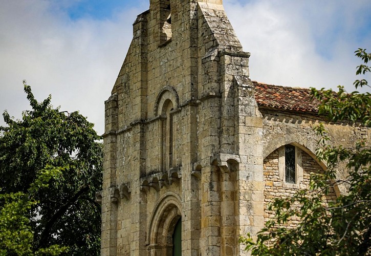 Église prieurale Saint-Genis