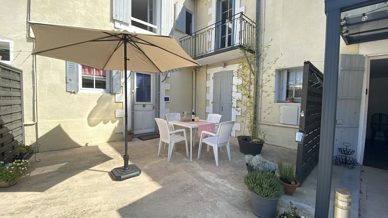 Vue du Jardin Cottage